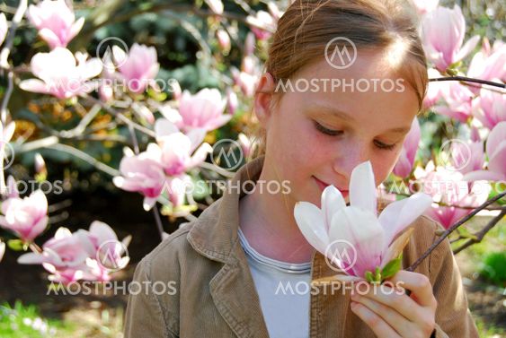 Pige med magnolia