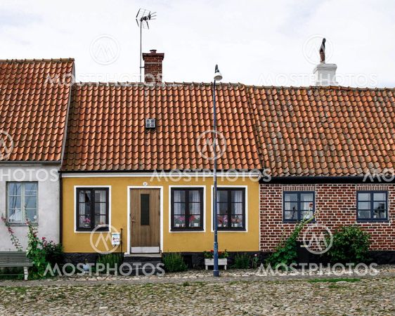 Simrishamn fisktorget med hus