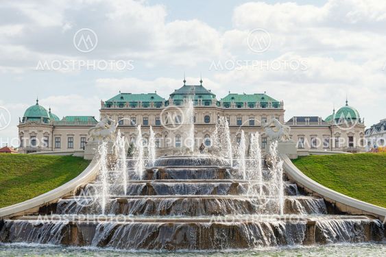 Belvedere Palace with with the fountains in the foreground