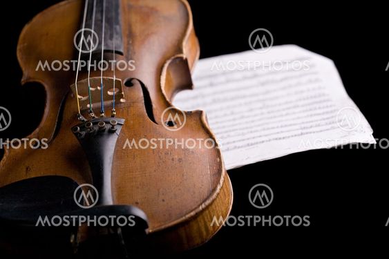 violin and music sheet