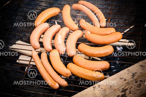 Sausages in a ghetto grill