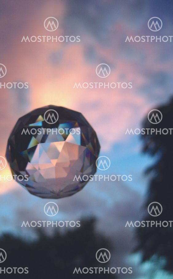 The floating crystal ball