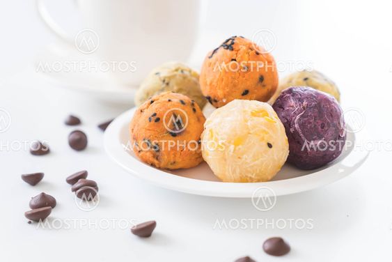 potato balls with chocolate