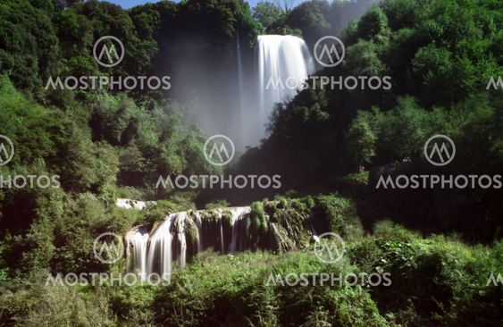 Landscape of cascade