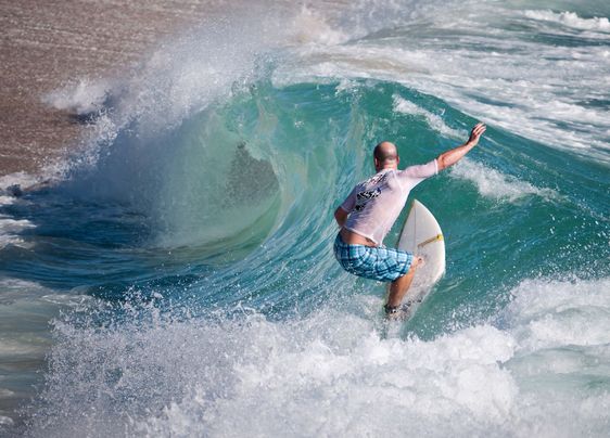 Surfing Close In.