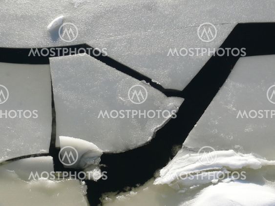 Ice crack texture in the Moscow river