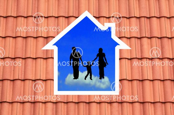 Icon house over a family