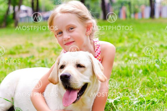 girl and she lablador