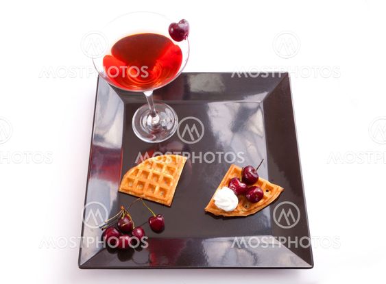 Cherries Tart Slices with Drink