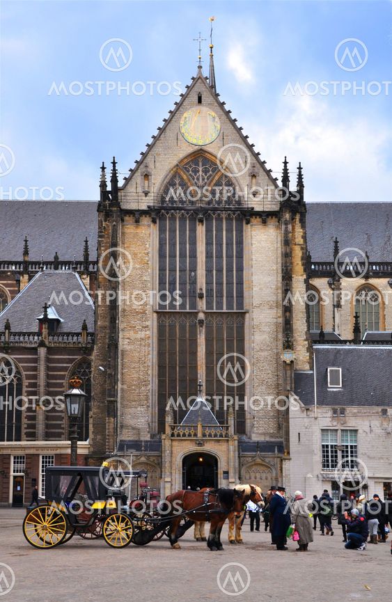 cathedral in amsterdam Dam square