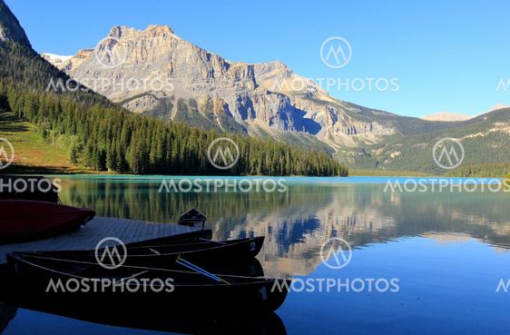 Emerald Lake, Yoho National Park, British Columbia, Canada