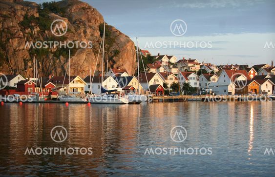 Sailboats in fjällbacka-Sailing in fjällbacka