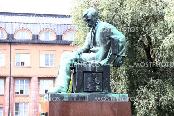 Monument Aleksis Kivi. The central area of Helsinki