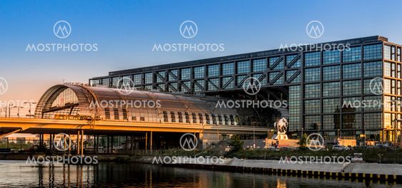 Berlin Hauptbahnhof