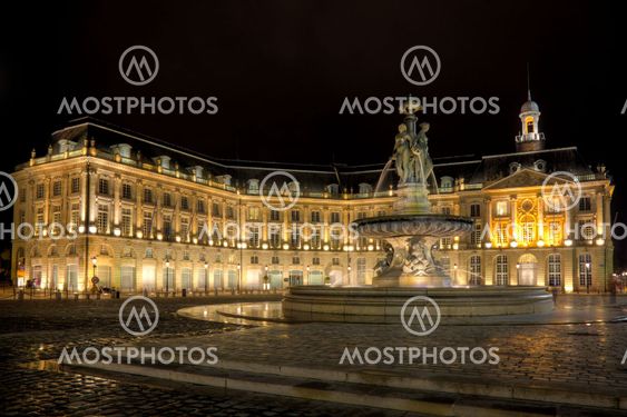 Square of the Bourse, Bordeaux, Aquitaine, France