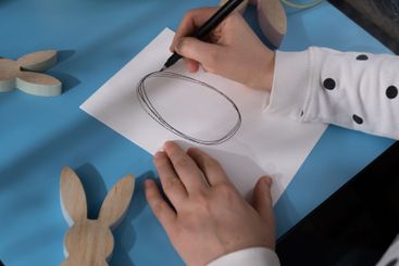 EASTER egg made of rope and feathers Sustainable...