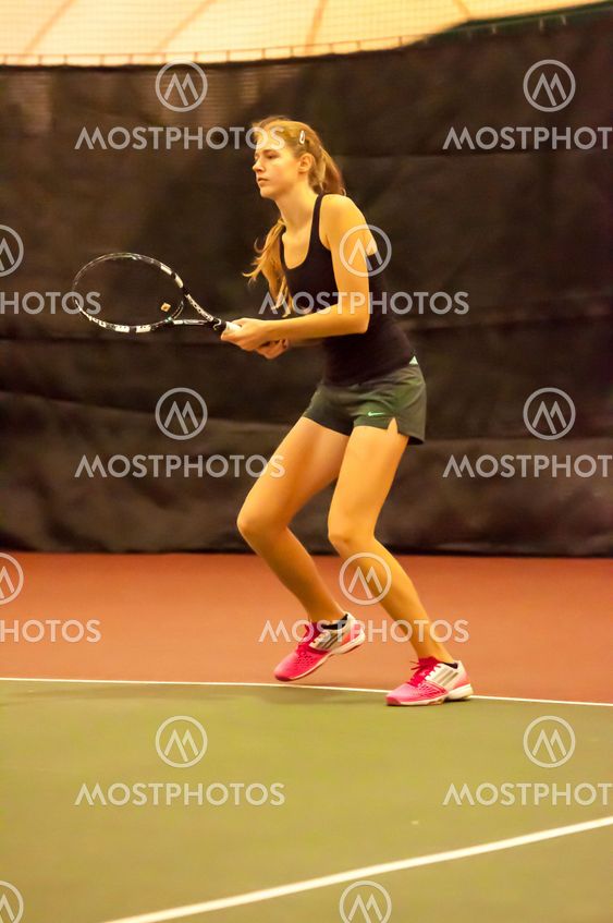 Girl tennis