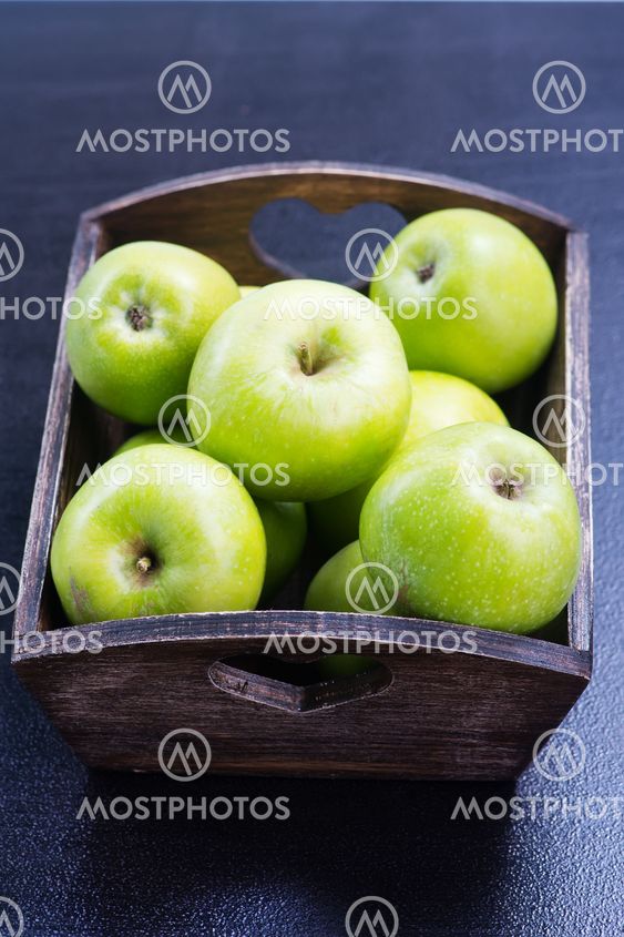 crop of apples