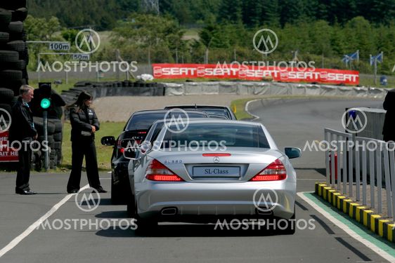 Mercedes Benz