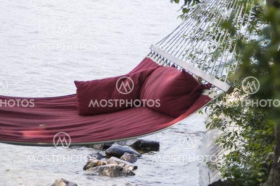 röd hängmatta