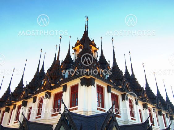 Thai architecture: Wat Ratchanadda, Loha Prasat