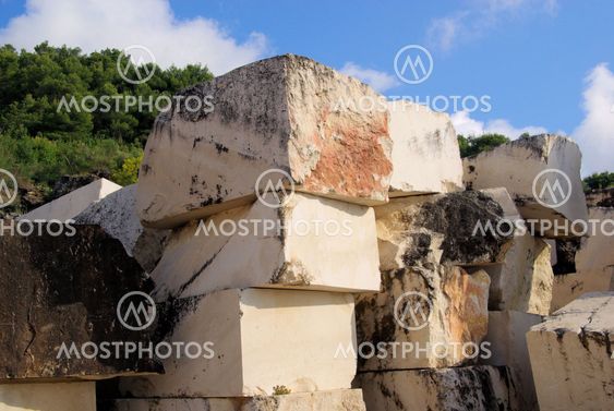 Marmor Steinbruch - marble stone pit 01