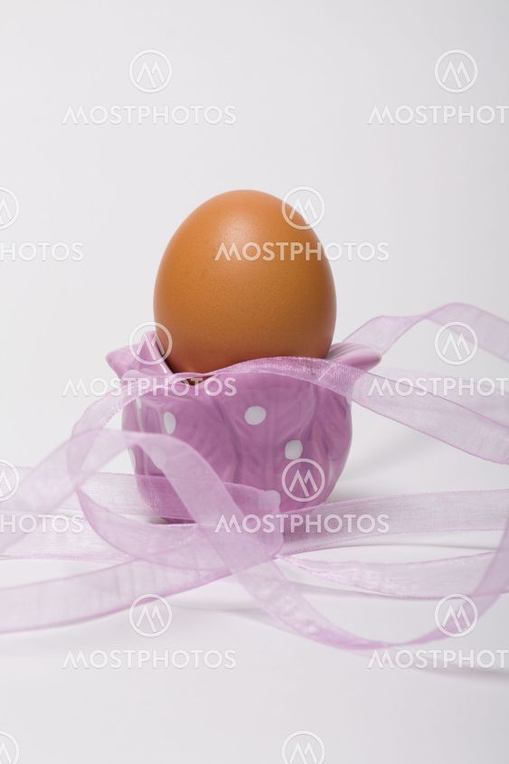 Brown easter egg