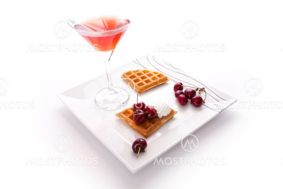 Cherries Tart Slices with Juice