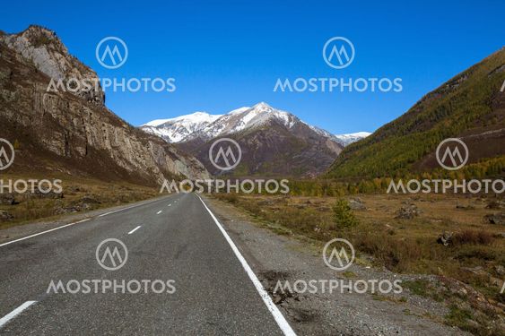 Chuya Highway in Altay Mountains, Russia.