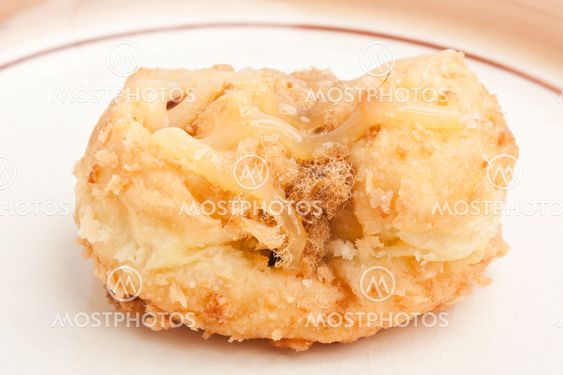 Bread with dried shredded pork