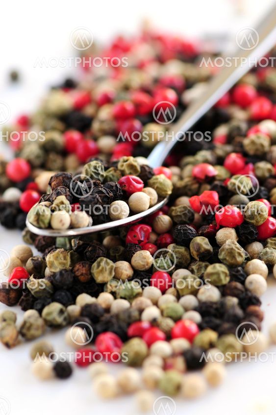 Mixed peppercorns