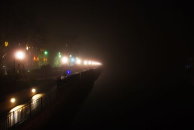 Kvällsdimma i Västra hamnen