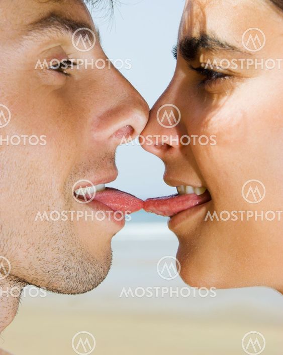 Tonge kiss