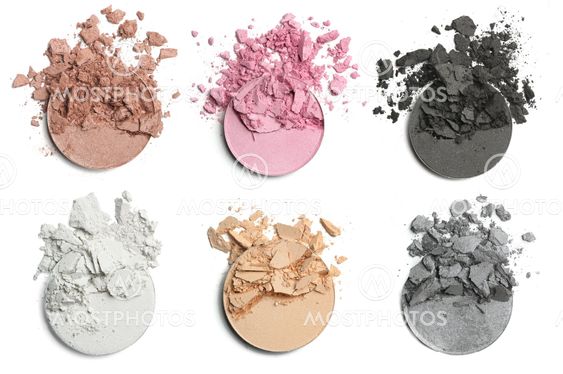 Crushed eye shadow for make up