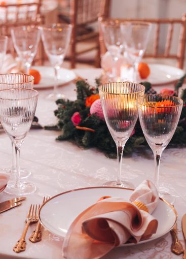 Beautiful table decoration for luxury  event in pink and...