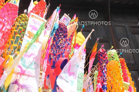 Color paper flag for Buddha worship