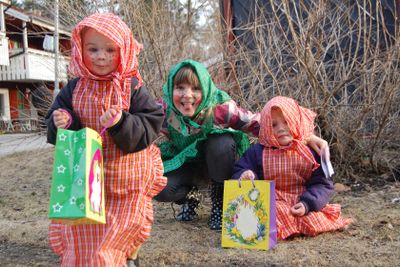 tre små påskkärringar