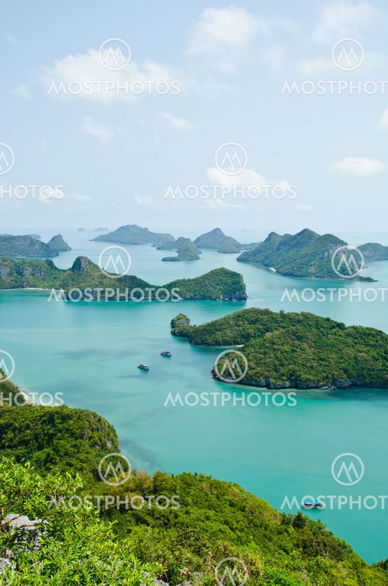 Island and sea in the Gulf of Thailand.