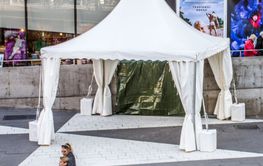 Tomt eventtält på Sergels torg