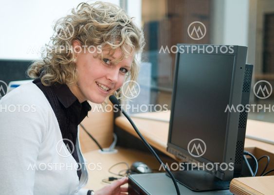 Frontdesk worker