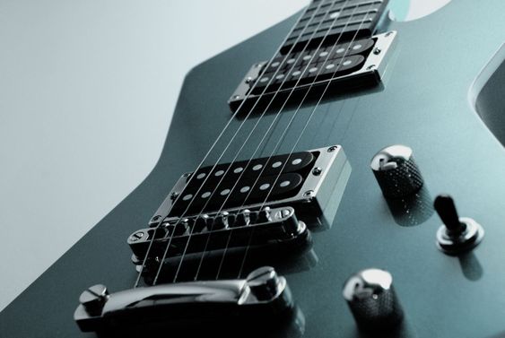Guitarr