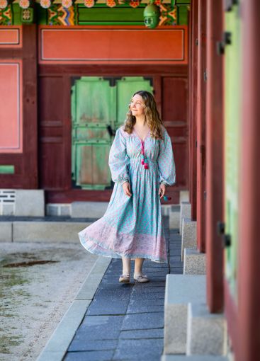 Woman in a traditional Seoul temple.