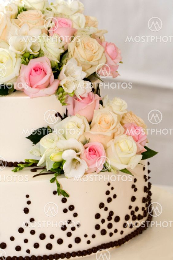 Tiered wedding cake