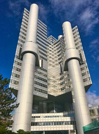 Daylight view from bottom to Hypo Haus tower