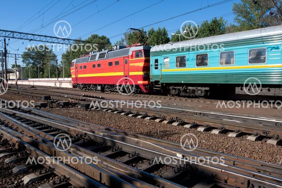 Electric locomotive