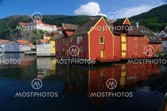Gamla, Harborside trähus. Bergen, Norge