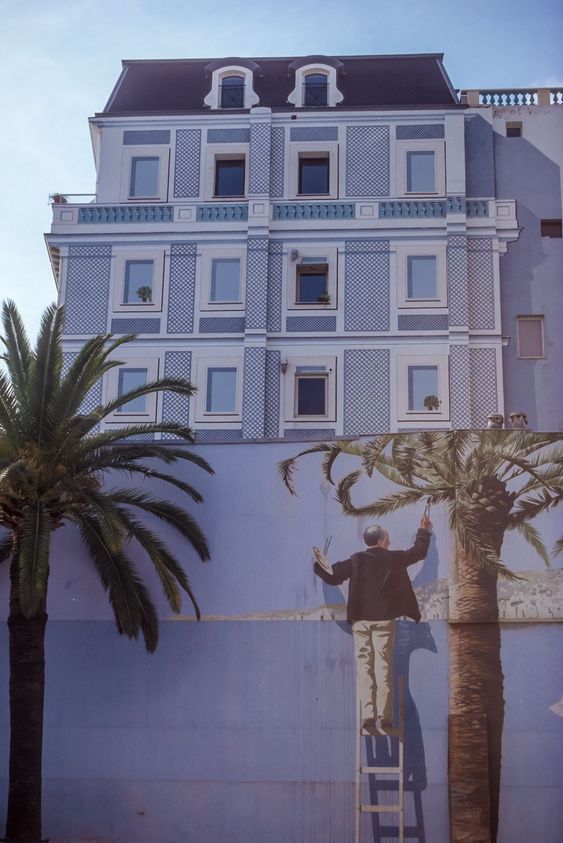 Fancy house painting in Nice