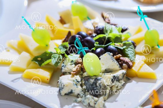 Grape and cheese