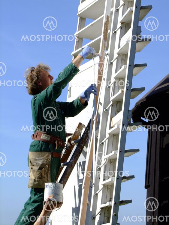 Windmill repair