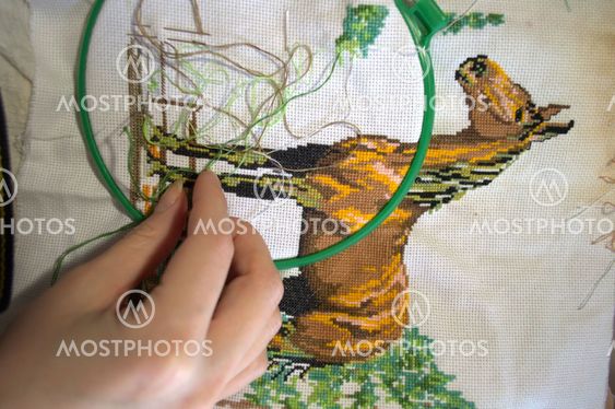 embroidery a dagger - a horse